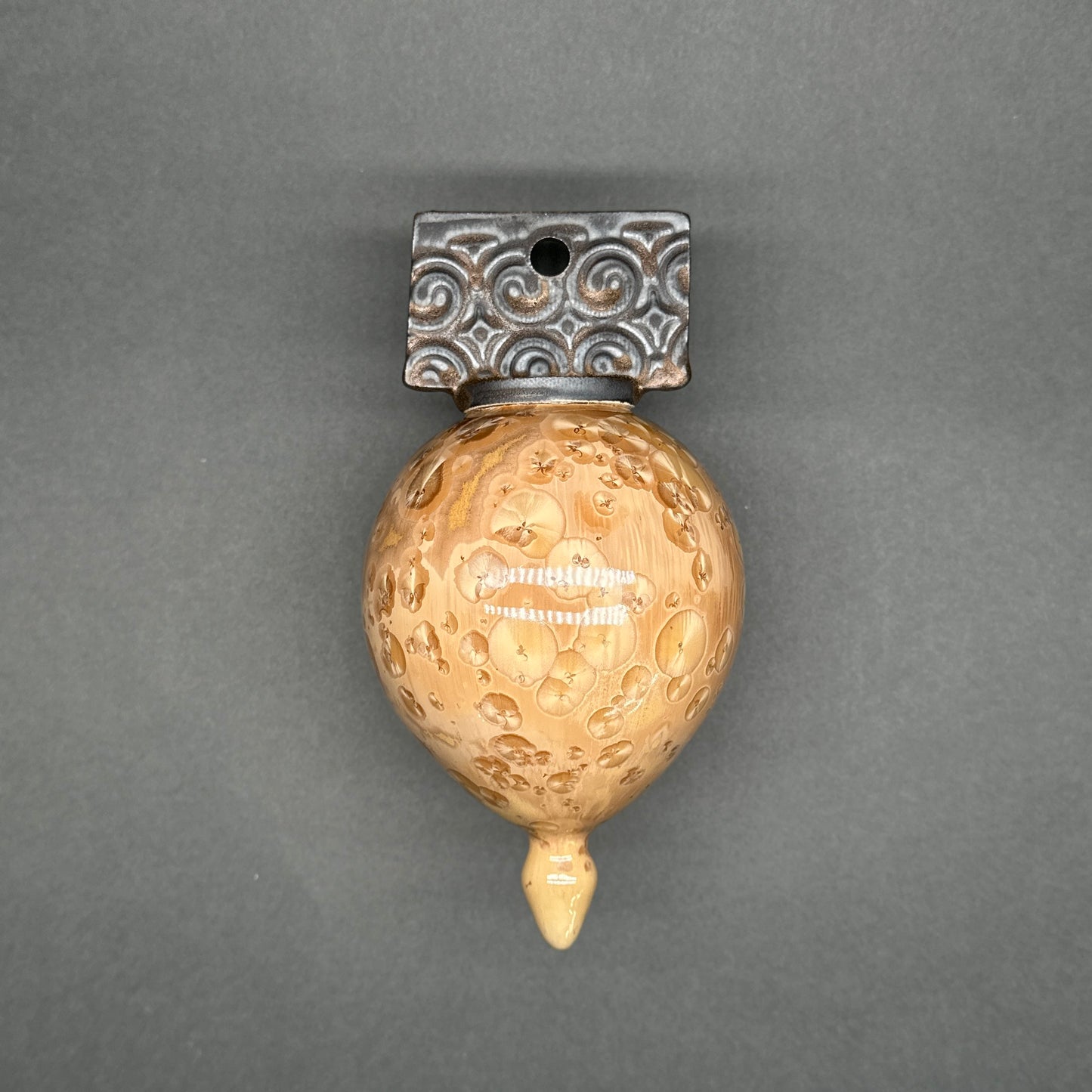 Wu-Lu Ornament in Hazelnut