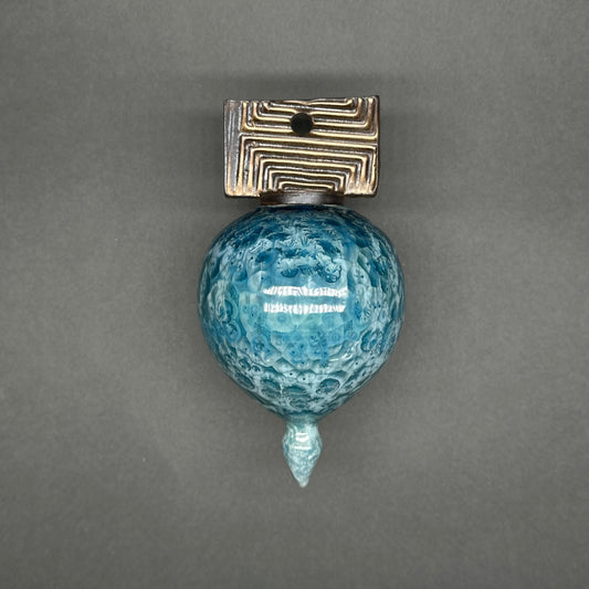 Special Wu-Lu Ornament in Sapphire Blue